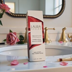 Laura Geller Treat-N-Go Lip Oil in Top Tier